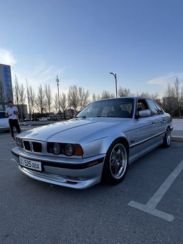 Транспорт: BMW 525: 1995 г., 2.5 л, Механика, Бензин, Седан