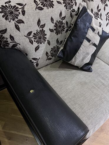 Divanlar: Di̇van-kravat, İşlənmiş, Açılan, Bazasız, Çatdırılma yoxdur -da lalafo.az — 10 Divanlar: Di̇van-kravat, İşlənmiş, Açılan, Bazasız, Çatdırılma yoxdur — 10