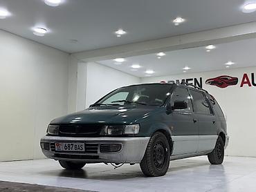 Mitsubishi: Mitsubishi Space Wagon: 2001 г., 2 л, Автомат, Бензин, Минивэн — 3