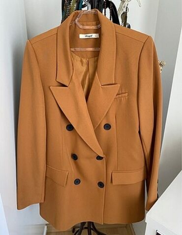 женские кожаные пальто: Пальто S (EU 36), M (EU 38), цвет - Коричневый