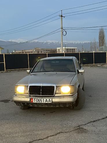 Mercedes-Benz: Mercedes-Benz W124: 1991 г., 2.3 л, Механика, Бензин, Седан — 7