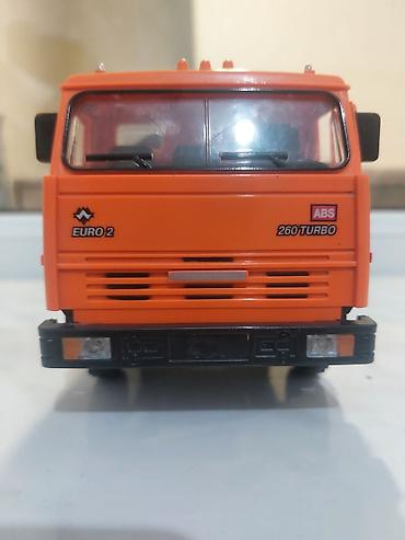 kamaz 55111: KAMAZ 6520 T yanacaq/su sisternli yük maşını oyuncaq modeli real — 5