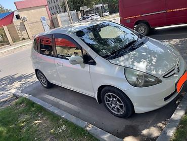 машина джаз: Honda Fit: 2005 г., 1.5 л, Автомат, Бензин, Хэтчбэк — 4