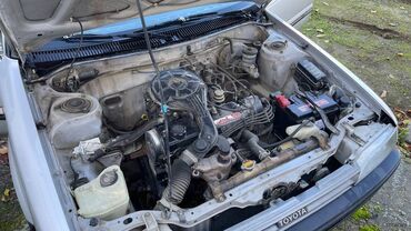 Toyota: Toyota Corolla: 1.3 l. | 1989 έ. Λιμουζίνα — 3