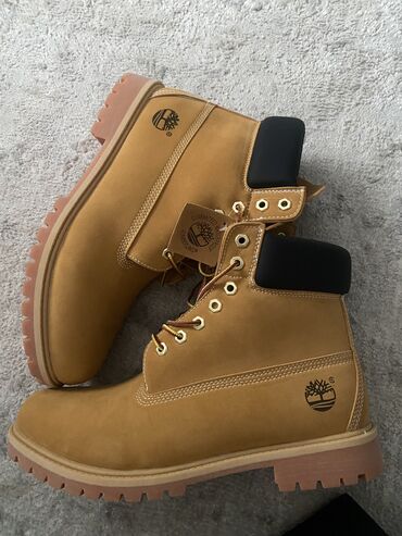 обувь джордан: Абсолютно новые ботинки Timberland. Размер 44-45 (стопа 28-30 см). Не