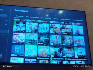 xbox one x qiymeti: Əla vəziyyətdədir yeni alınıb içində 530 oyun var 1 ədəd orjinal pult