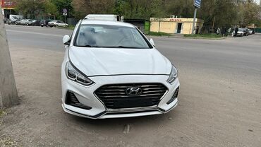 саната 2018: Срочно продаю Hyundai sonata 2018 года состояние идеальное Свежее