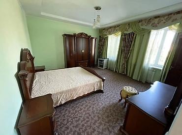 Долгосрочная аренда домов: 300 м², 7 комнат — 13