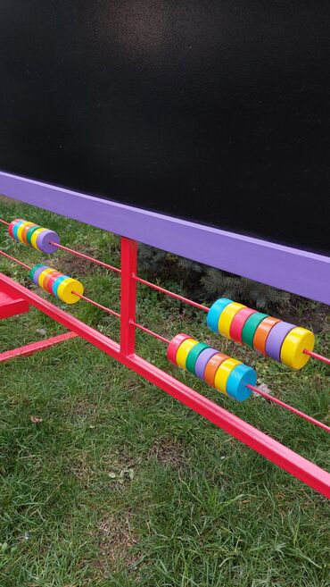 хорошие коляски для детей: Доска для рисования мелом и счёты деревянные!!! Длина 120см,высота