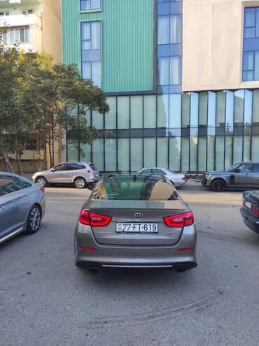 Kia: Kia Optima: 2 l | 2015 il Sedan — 2