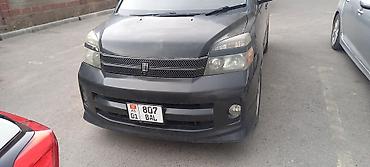 Транспорт: Toyota Voxy: 2004 г., 2 л, Автомат, Бензин, Минивэн — 1