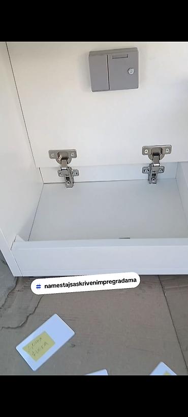 Dressers: -Ormaric sa skrivenim pregradama se se moze izraditi od materijala kao — 4