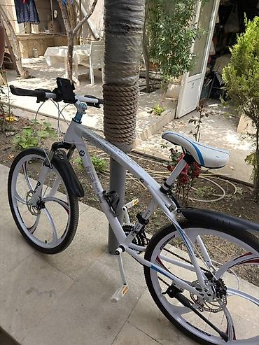 velosiped aliram: Ağ rəngdə dağ/şəhər tipli velosiped 🛑Bmw yenidi surulmur deye satılır — 2
