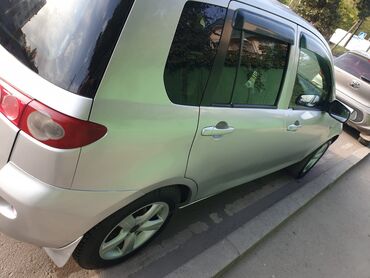 Mazda: Mazda Demio: 2002 г., Хэтчбэк