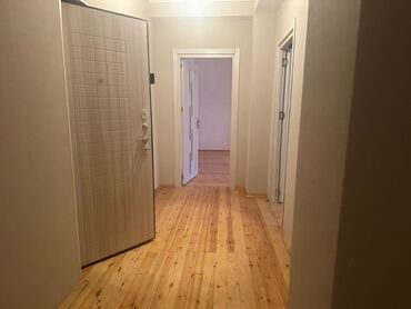 Uzunmüddətli kirayə mənzillər: Ramani Sosial Binalarda 4 otaqli bina evi kiraye verilir ev eşyasiz — 1