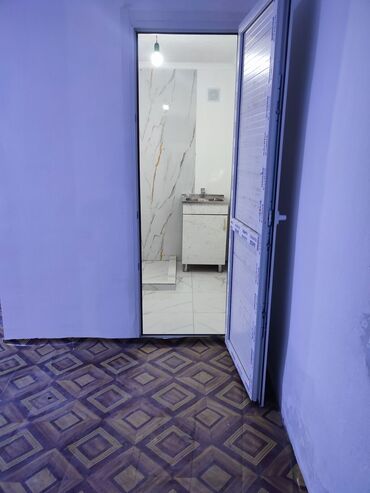 купить дом в токмаке запорожской области: 20 м², 1 комната, Забор, огорожен, Подвал, погреб