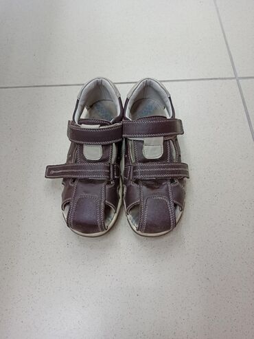 ���������� �� �� в Кыргызстан | ДЕТСКАЯ ОБУВЬ: Продаю детскую обувь в хорошем состоянии. Размер 34. Лёгкие, на