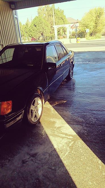 панель на 124: Mercedes-Benz W124: 1991 г., 2 л, Механика, Газ, Седан — 5