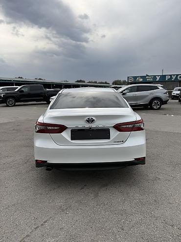 toyota 3 4: Toyota Camry: 2021 г., 2.5 л, Автомат, Гибрид, Седан — 4