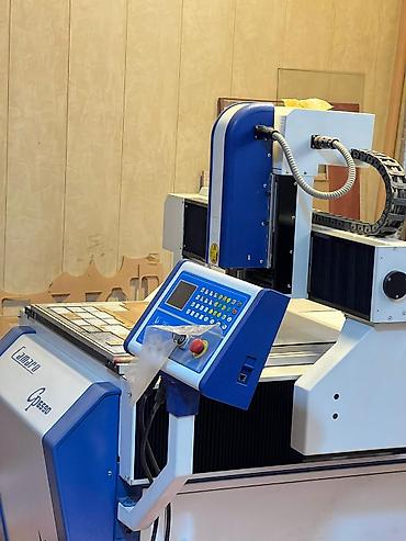 Фрезерные станки: Фрезерный станок с ЧПУ, Горизонтальный, Для деревообработки, Б/у — 8