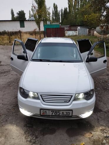 2 моно: Daewoo Nexia: 2010 г., 1.5 л, Механика, Бензин, Седан