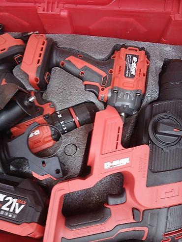 metta samurai: Аккумуляторный комплект электроинструментов D-MAX 21V в кейсе. Состав — 3