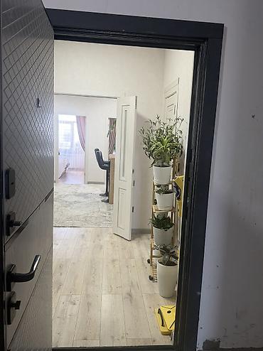 Продажа квартир: 3 комнаты, 56 м², 12 мкр Элитка, 11 этаж — 8