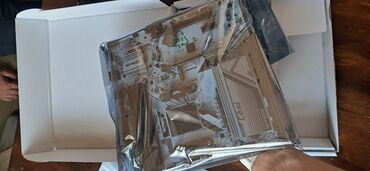 Digər ehtiyat hissələri: Ana Platası ASRock 550, Yeni