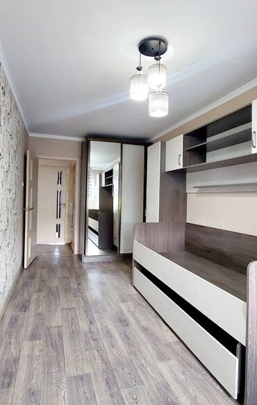Продажа квартир: 3 комнаты, 58 м², 104 серия, 4 этаж