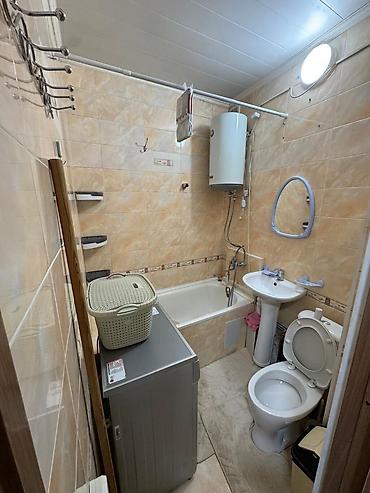 105: 1 комната, 35 м², 10 мкр 105 серия, 3 этаж, Косметический ремонт — 3