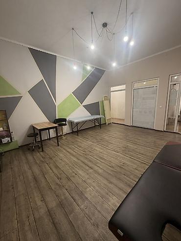 падолог: Сдается в аренду кабинет для бьюти/здоровье-красоты Подойдет для: - — 4