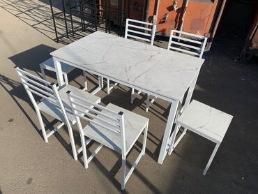 строй материял: Комплект стол и стулья