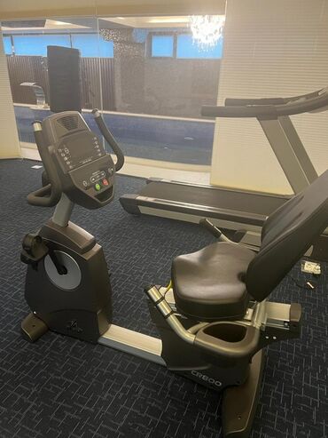 Digər trenajorlar: Peşəkar ev-fitnes avadanlıqları dəsti - Elliptik trenajor: E‑Glide — 2