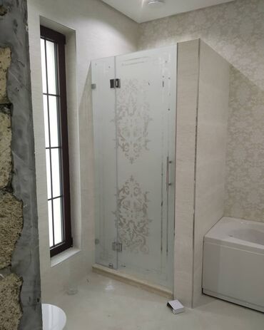 Duş kabinaları, arakəsmələr: Yeni Üstü açıq kabina, Künc üçün, Pulsuz çatdırılma — 21