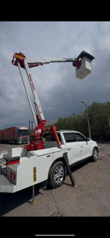 продаю связи с переездом: Ssangyong Rexton: 2018 г., 2.2 л, Автоматические, Дизель, Пикап