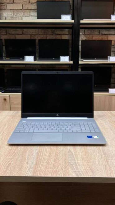 купить подержанный ноутбук: HP 15.6 ", Intel Core i5, 512 GB