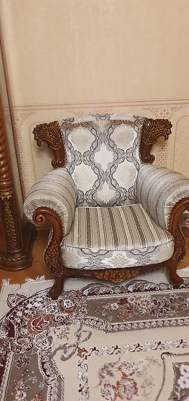 Divan və kreslo dəstləri: Klassik divan, Divan, Açılmayan — 1