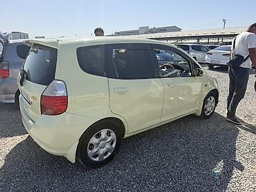 mazda 3 2005: Honda Fit: 2003 г., Автомат, Хэтчбэк — 3
