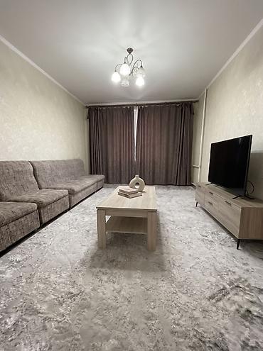 3 комнаты, 73 м², 8 мкр Индивидуалка, 2 этаж, Косметический ремонт
