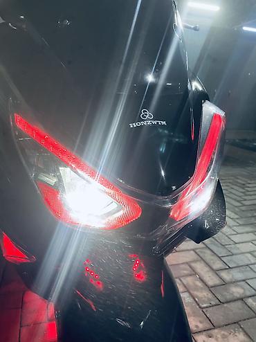 Скутеры: Макси-скутер 150 куб. см, Б/у — 2