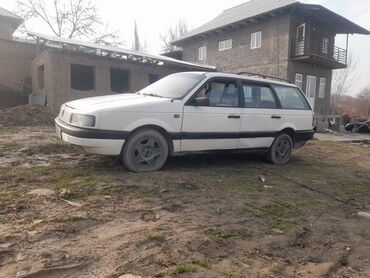 глушитель на пассат б3: Volkswagen Passat: 1989 г., 1.8 л, Механика, Бензин, Универсал