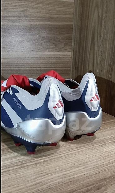 fifine: Məhsul: Adidas futbol topu və Adidas Predator kramponları dəsti — 8