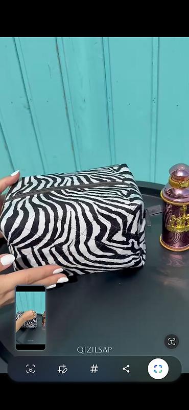 Çantalar: Zebra naxışlı kosmetik çanta - Material: yumşaq, yüngül və davamlı — 2