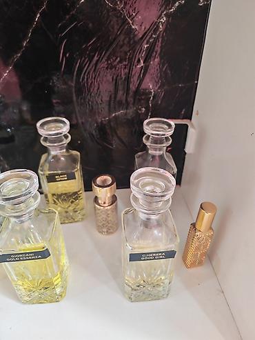 şanel parfum: Məhsul: Ətirlər və ətir yağları kolleksiyası Təsvir: - Şüşə — 1