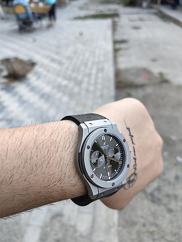 baki saati: Hublot saatı, təptəzədir, qarantiyası da var. Tam mexaniki, qoldan — 8