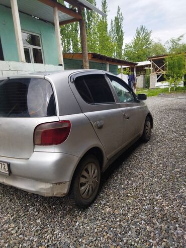 Toyota: Toyota Vitz: 2000 г., 1 л, Автомат, Бензин, Хэтчбэк