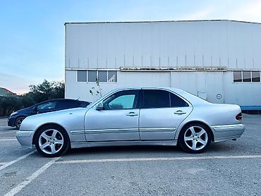 mercedes e220 cdi: Mercedes-Benz E 220: 2.2 l | 2000 il Sedan — 9