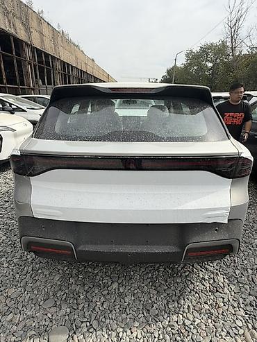 задние фонари 210: Changan Qiyuan Q05: 2026 г., Автомат, Электромобиль, Кроссовер — 4
