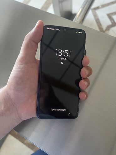 tap az telefonlar xacmaz: Samsung Galaxy A40, 64 GB, rəng - Göy, Zəmanət, Barmaq izi, Simsiz şarj