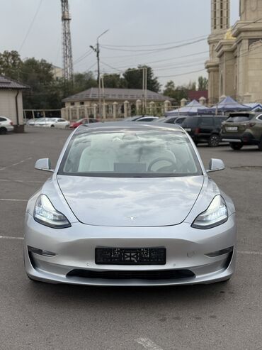 Tesla: Tesla Model 3: 2018 г., 0.1 - engine capacity л, Автомат, Электромобиль, Седан